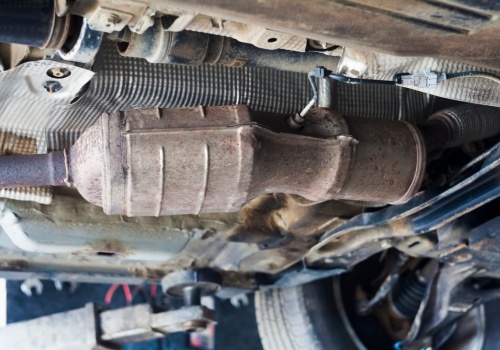 Auto traci moc i pali więcej. To może być sygnał poważnego problemu, podzespół właśnie się zapycha