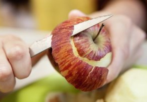 Kiedy najlepiej jeść jabłko? Wiele osób popełnia ten błąd