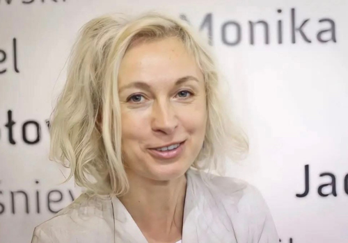 Gretkowska „świętuje” Dzień Kobiet. Wulgarny wpis, polityczne wycieczki i tradycyjna pogarda dla prawicy