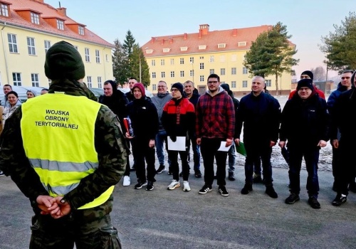 Ludzie ciągną do wojska. Nowi ochotnicy w szeregach WOT na Warmii i Mazurach