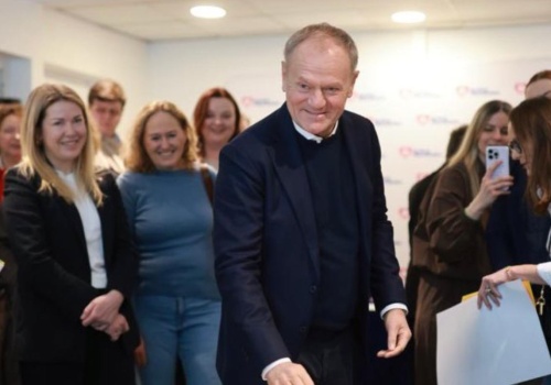 Rozpoczęły się pierwsze wybory w KO. Tusk nie ma konkurenta. 