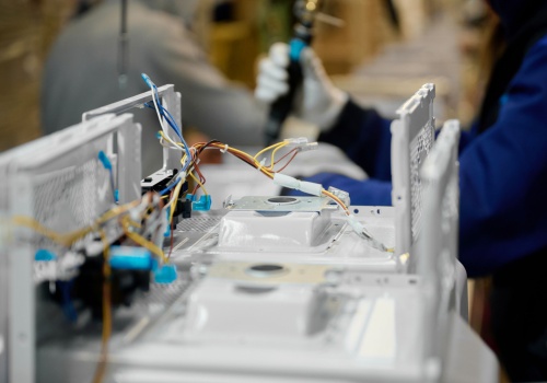 Branża ostrzega: zamykanie fabryk, ETS i braki kadr mogą osłabić pozycję Polski