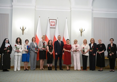 11 kobiet odebrało odznaczenia w Pałacu Prezydenckim. WIDEO