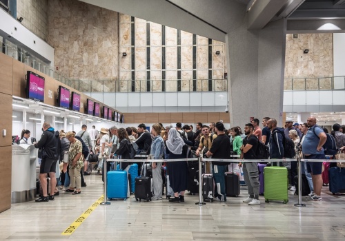 Wizz Air wprowadza nową usługę bagażową. Polscy pasażerowie trochę na nią poczekają