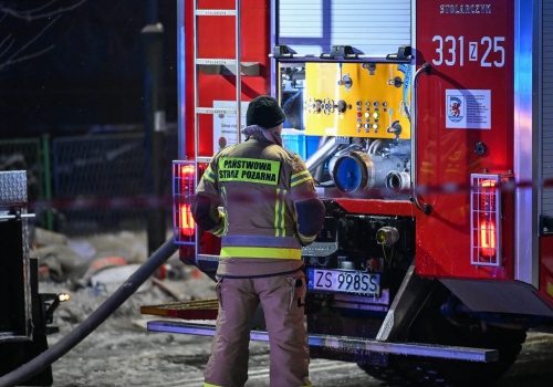 Śląskie: strażacy gasili 18-hektarowy pożar traw