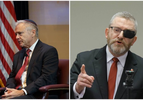 Ambasador USA krytykuje zachowanie Brauna. 