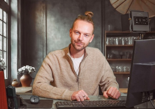 Przerwa w pracy nie oznacza od razu, że masz prawo korzystać z telefonu