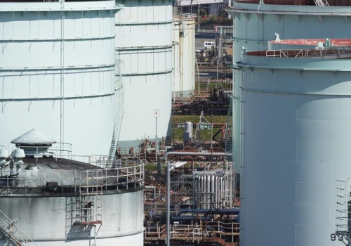 Grupa G7 omówi kwestię uwolnienia części strategicznych rezerw ropy