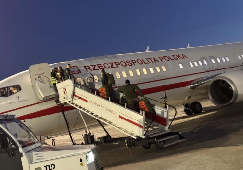 Dwa samoloty Sił Zbrojnych w drodze do Omanu po Polaków
