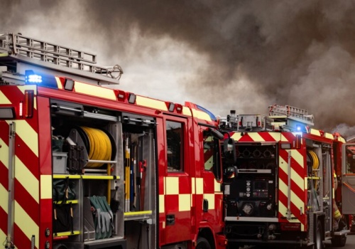 Odwołane pociągi. Chaos w centrum. Ogromny pożar Glasgow Central Station
