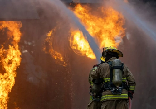 Dworzec kolejowy w Glasgow zamknięty. Wybuchł ogromny pożar