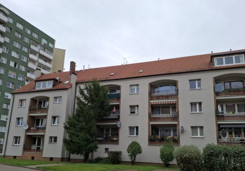 17 tysięcy złotych za mieszkanie. Gigant wyprzedaje tanie lokale w całej Polsce