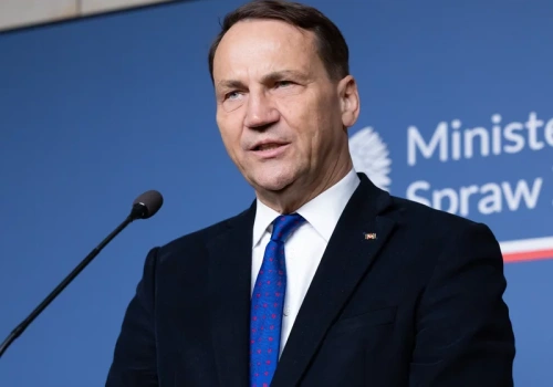 Polscy żołnierze na Bliskim Wschodzie? Sikorski odpowiada