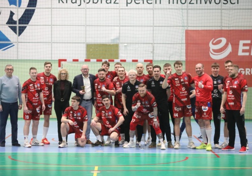 Piłka ręczna. Warmia Energa zgodnie z planem, Szczypiorniak z przełamaniem