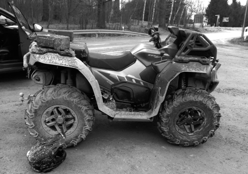 Pościg na Limanowszczyźnie. Kierujący quadem uciekał przed policją