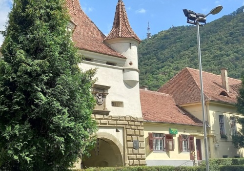 Tanie loty do krainy Drakuli. Nowe połączenia do Bramy Transylwanii