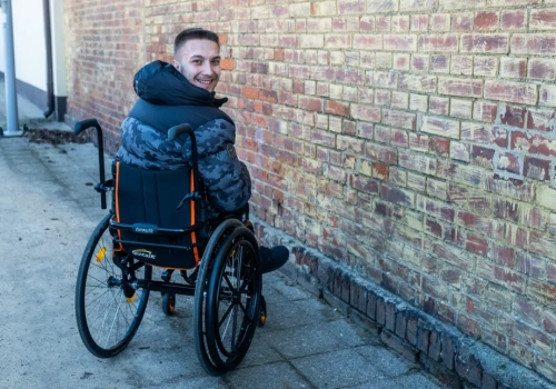 Po oszustwie przy zakupie auta zbiera na nowe. „Samochód to moje drugie nogi”