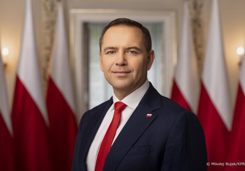 Nawrocki odpiera zarzuty o weta. 