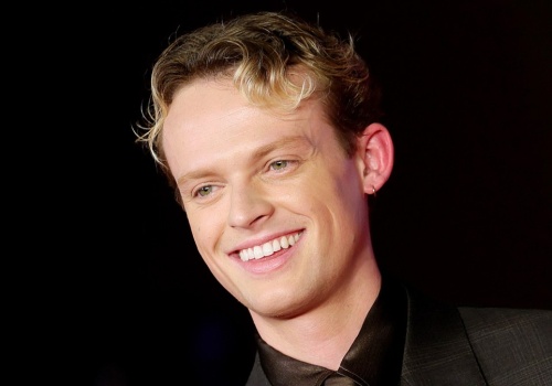 Młody aktor olśniewa w najnowszym filmie Polaka. 