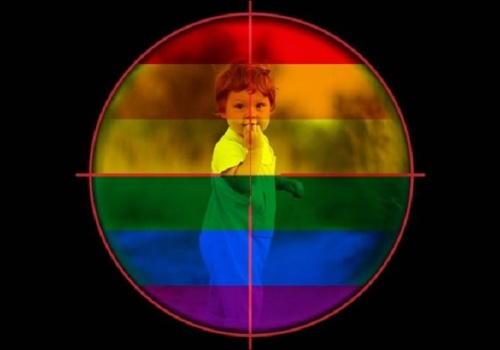 Skandal w Wielkiej Brytanii! Agencje adopcyjne zachęchają homoseksualistów do adopcji dzieci