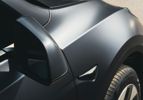 Oklejanie aut folią PPF – wszystko, co warto wiedzieć