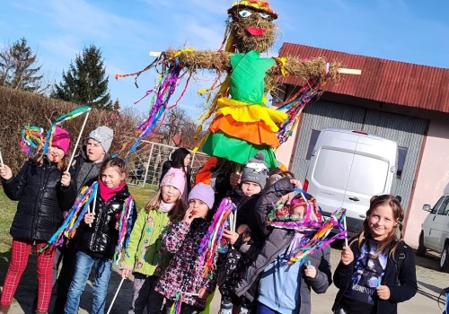 Kolorowy korowód przejdzie przez Pszenno. Najmłodsi wyruszą na powitanie wiosny