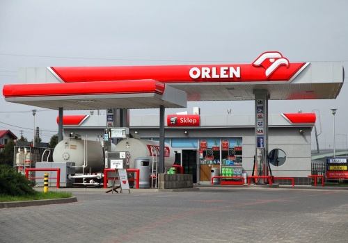 Orlen obniża ceny paliwa. Nawet 35 groszy rabatu na litr w weekendy