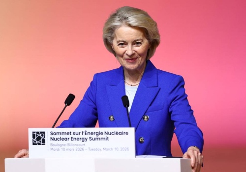 Von der Leyen wskazuje 