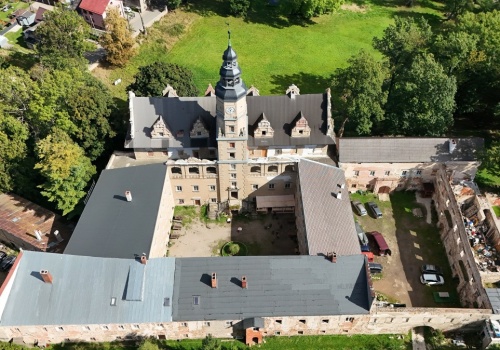 Dolnośląska perła na sprzedaż. Kup sobie pałac w Gorzanowie