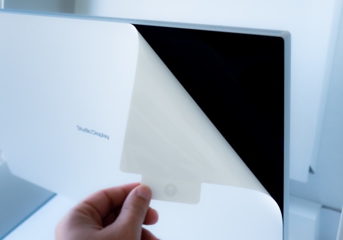 Pierwsze recenzje nowych MacBooków Pro i monitorów Studio Display