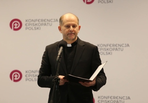 Parafia w centrum uwagi. Biskupi rozpoczynają kluczowe obrady
