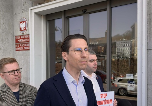 Rosną ceny biletów w SKM i Polregio. O przyczyny pyta Kacper Płażyński z Prawa i Sprawiedliwości