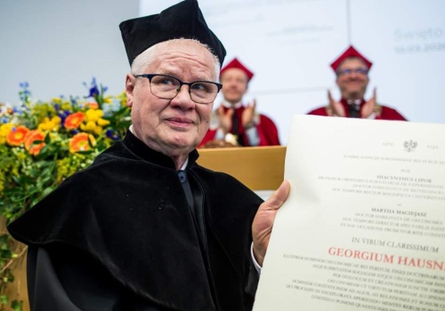 Profesor Jerzy Hausner 50. Doktorem Honoris Causa Uniwersytetu Opolskiego