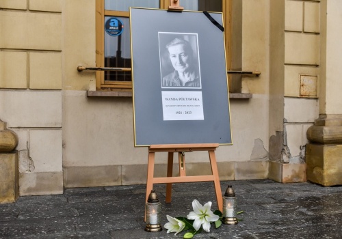 Synod: Wanda Półtawska wzorem kobiety zaangażowanej w Kościele