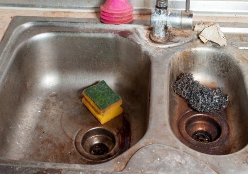 Co zrobić, aby zlew w kuchni lśnił jak kiedyś? Wystarczy 1 składnik. Nie jest to ocet