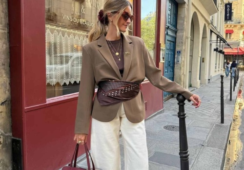 Nie niebieskie ani czarne - to te jeansy królują wiosną. W Lidlu za 59,99 zł, a w Sinsay?