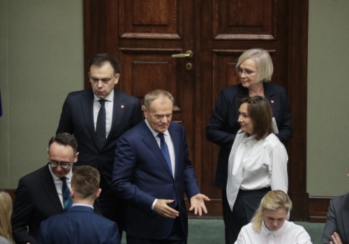 Prezydencki projekt „Polski SAFE 0 proc.”. Tusk apeluje o podpis pod rządową ustawą