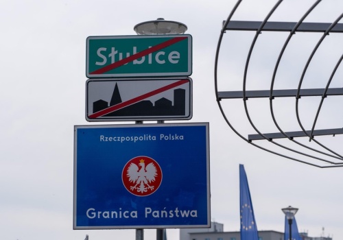 Polska ratuje ich portfele. Niemcy szturmują przygraniczne miasta. 