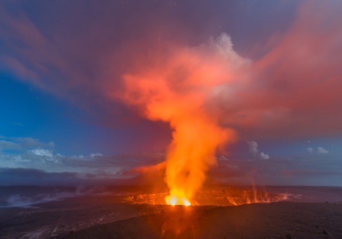 Ostrzeżenia dla mieszkańców. Wybuchł wulkan w USA