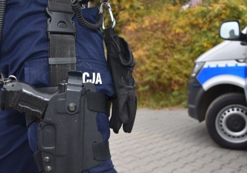 „Użycie broni było nieuzasadnione i sprzeczne z przepisami prawa”. Śledczy o śmiertelnym postrzeleniu policjanta