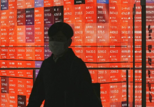 Rynki finansowe w Europie znów pod presją. Spadki na giełdach i rosnące ceny ropy