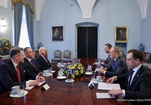 Nie tylko SAFE. Warunkowość  dotyczy wszystkich funduszy z UE. Prezydent też chce mieć haka na rządowe wydatki