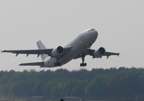 Akcja policji na lotnisku w Monachium. Pasażer trafił prosto do więzienia