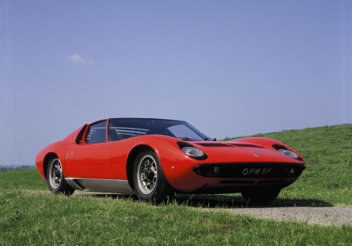 Lamborghini Miura kończy 60 lat. Samochód, który stworzył pojęcie „supercar”