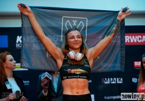 Walka o mistrzostwo świata. Lauga Grzyb na ringu w jastrzębskiej hali