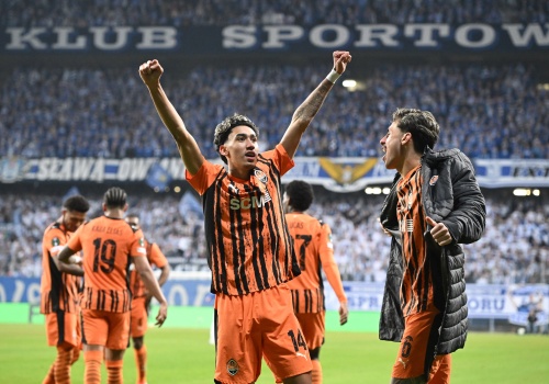 Liga Konferencji. Lech dostał srogą lekcję od Brazylijczyków z Szachtara