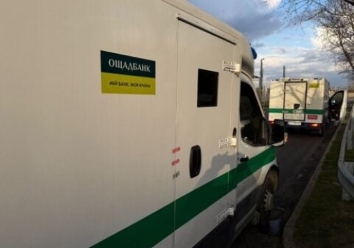 Samochody zwrócili, pieniędzy i złota nie. Złodziejskiego skandalu Orbana ciąg dalszy