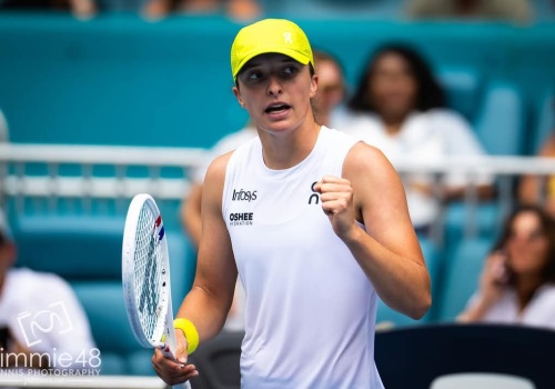 WTA 1000: Wiceliderka rankingu znowu zatrzymana na ćwierćfinale!