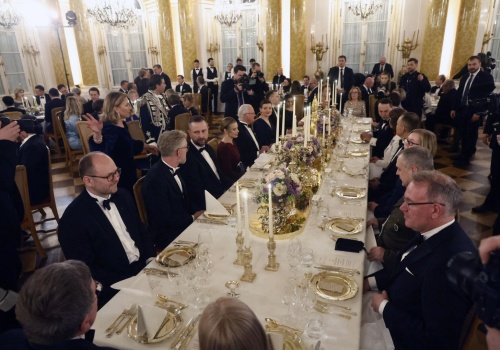 Król Szwecji podał Nawrockim renifera. Ujawniamy menu obiadu