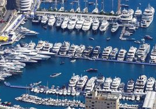 Rosyjskie elity masowo zakładają fundacje. Tak zabezpieczają swoją fortunę, a państwo chce repatriacji aktywów